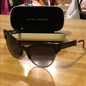 BRAND NEW  Marc Jacobs Cat Eye Sunglasses